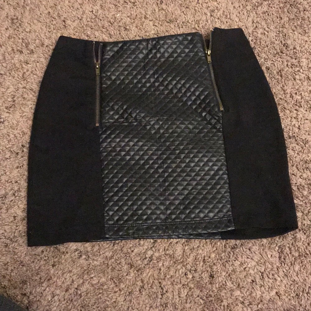 🌼3 for 15$🌼 Elegant mini skirt!
